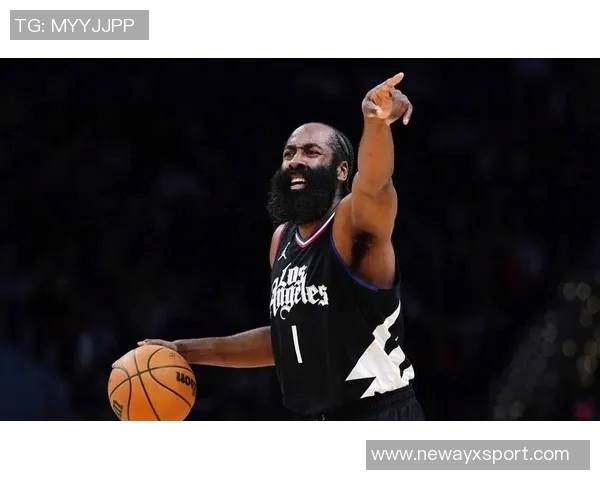 哈登尽力引领球队却遭遇失利12投仅5中三分球命中率低迷表现令人失望