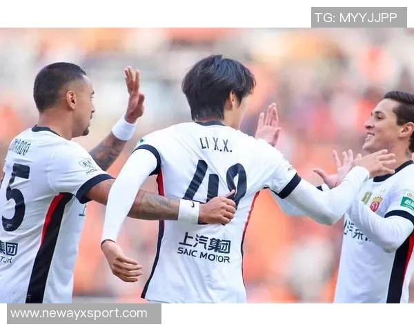 上海海港即将引援岳鑫卢永涛加盟在即助力球队新赛季