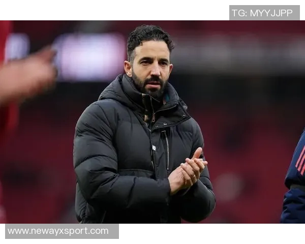 阿莫林指出曼联问题根源不在阵型完美之路任重道远