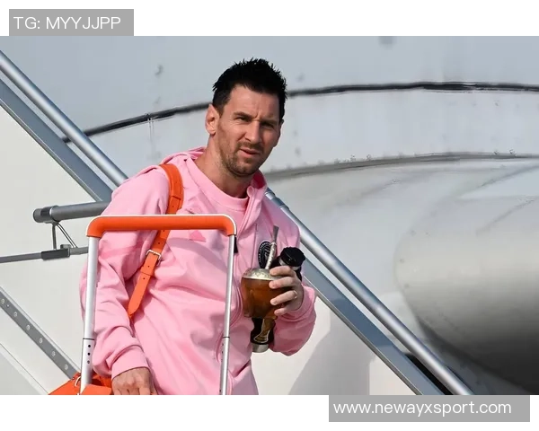 梅西将于12月13日在印度亮相参加表演赛身披10号球衣展现风采