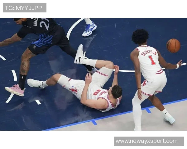 浓眉表现不佳23投仅7中拿下19分16篮板下半场状态低迷仅得2分