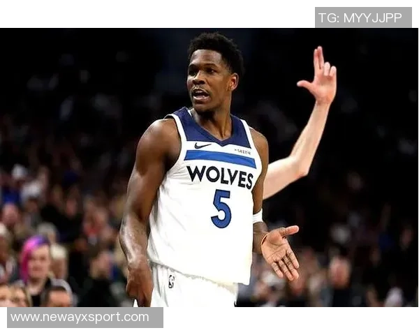 森林狼末节发力15-0逆转攻势里德与华子接连命中三分球 森林狼末节发力15-0逆转攻势里德与华子接连命中三分球